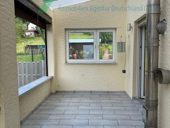 +++Freistehendes Einfamilienhaus in ruhiger Lage, mit großzügigem Wintergarten und Garage zu verkaufen+++