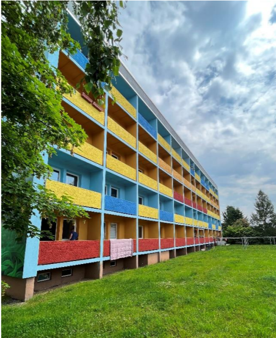                                                               Traumhafte 3-Raum-Wohnung mit 3 Balkonen und 2 B&auml;dern                                                       in Neukirchen (Schwalm-Eder-Kreis)