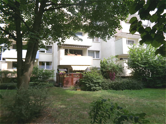 Ihr neues Zuhause in ruhiger und zentraler Lage - 3-Zimmer Wohnung mit Balkon und Garage in Celle