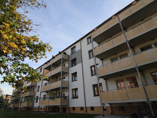 Weitersagen lohnt sich! BONUS sichern! 2-Raumwohnung zur Vermietung! Balkon! Stellplatz!