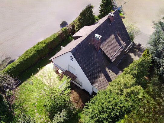 Einfamilienhaus in bestechender Lage in Schwaig