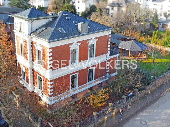 Repräsentative, sanierte Jugendstil-Villa mit schönem Grundstück