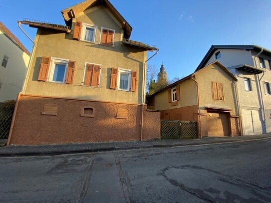 Aarbergen-Michelbach: Schnuckeliges sanierungsbedürftiges Haus mit Potenzial!