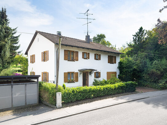 Modernisierungsbedürftiges Einfamilienhaus mit Potential und wunderschönem Garten "PROVISIONFREI"