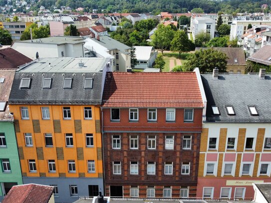 Große 3-Zimmer-Wohnung mit Balkon und Einbauküche