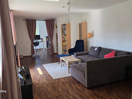 Schöne, helle 4 Zimmer Wohnung mit Loggia in beliebter Lage Mannheim-Neuostheim