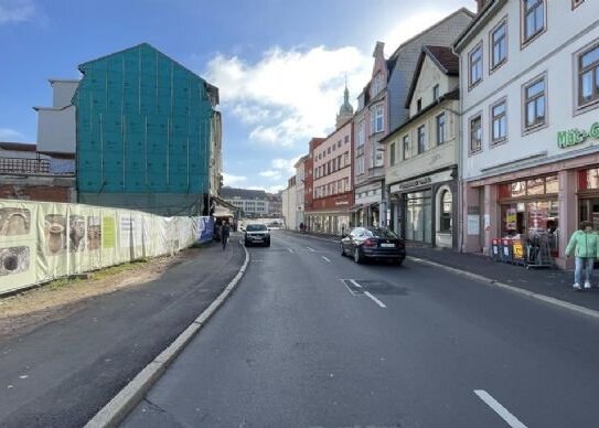 Preiskracher. Geschäftshaus in der Nähe des Marktplatzes mit Sanierungsaufwand