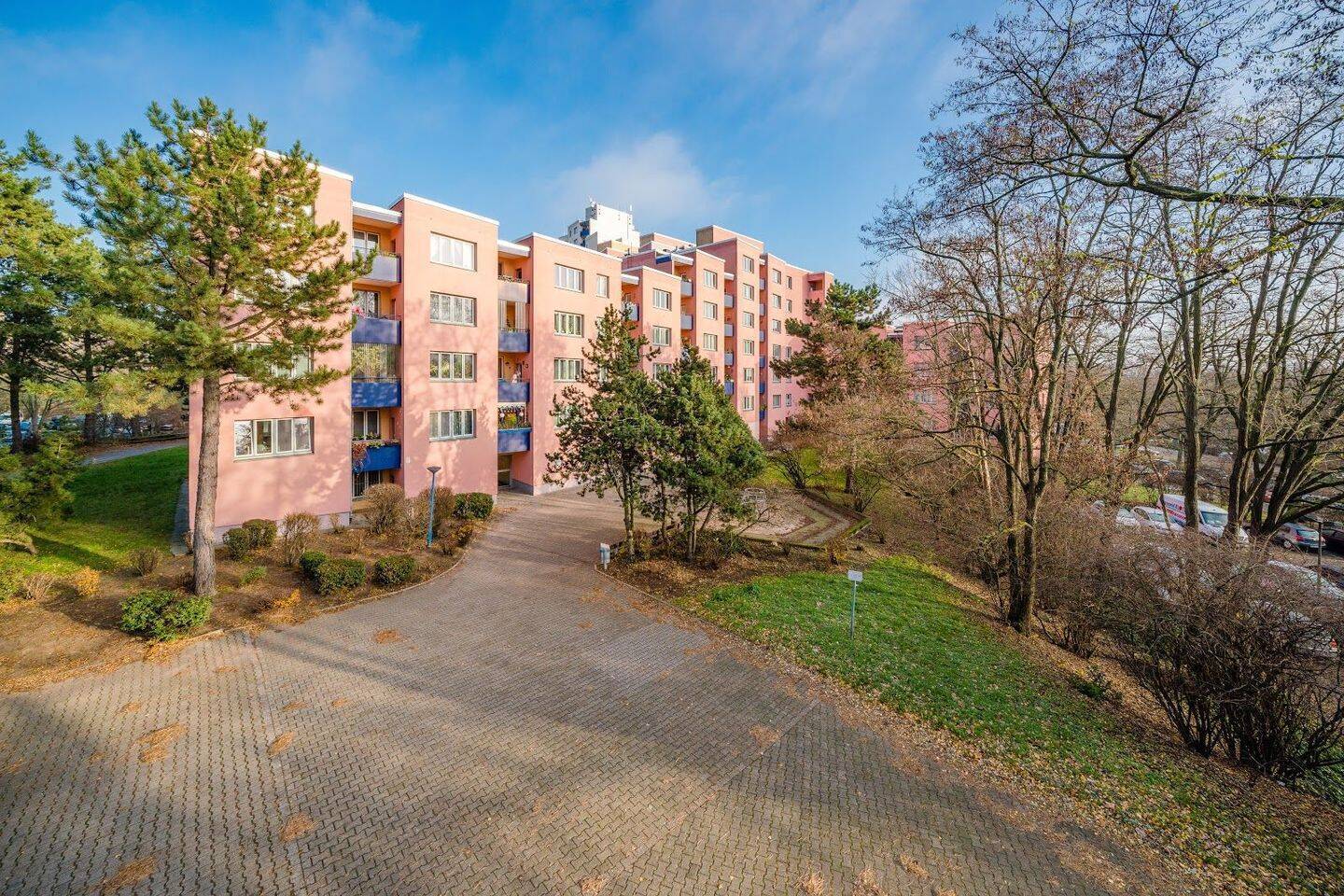Wohnen im Grünen! Ein WBS für min. 2 Räume ist erforderlich! - Foto 1
