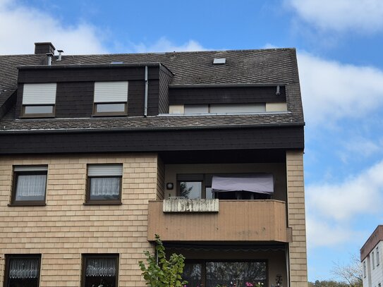 Attraktive 3-Zimmer-Dachgeschosswohnung mit Dachterrasse in Konz-Berendsborn ab sofort zu mieten