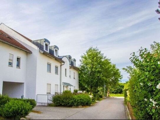 Wunderschöne Dachgeschosswohnung mit Balkon zu vermieten