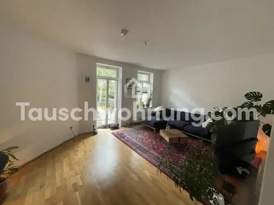 [TAUSCHWOHNUNG] EG-Wohnung mit Balkon zum Garten in Schleußig