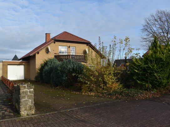 Gute Lage - EFH mit Einliegerwohnung auf einem sonnigen Grundstück