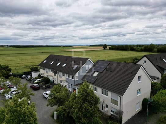 Charmante Doppelhaushälfte mit Garten und Studio - sofort bezugsfrei!