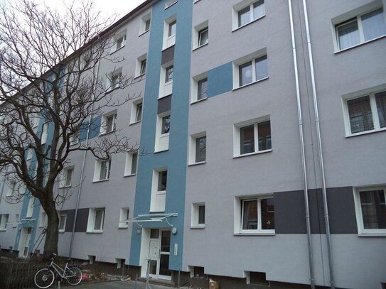 Top renovierte 2-Zimmer-Wohnung mit Balkon, ab sofort zu vermieten