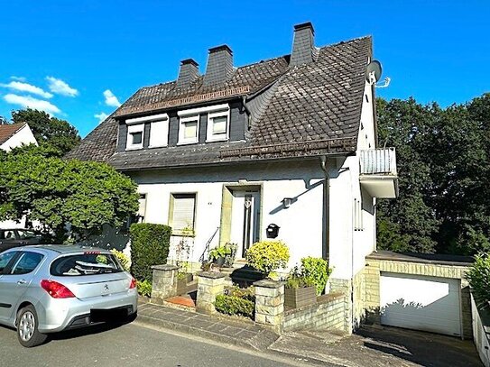 Dreifamilienhaus in Neheim mit Wintergarten, Terrasse und großzügigem Garten