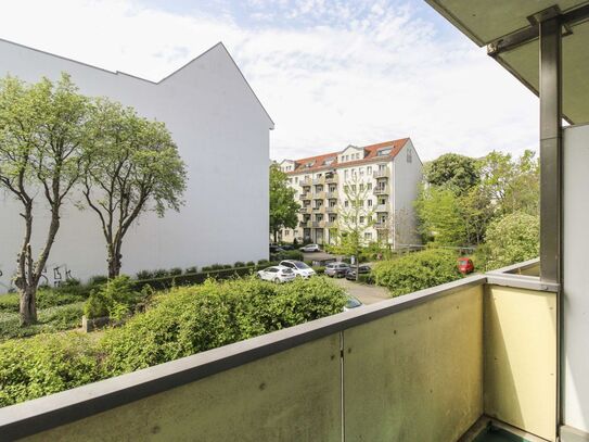 Bezugsfrei !! Helle 2-Zimmer-Wohnung mit Süd-West-Balkon in Pankow, fußläufig zum S-Bahnhof