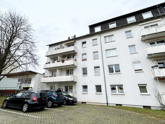 Rödermark: Leerstehende schöne Zwei-Zimmerwohnung mit Balkon in ruhiger Nachbarschaft