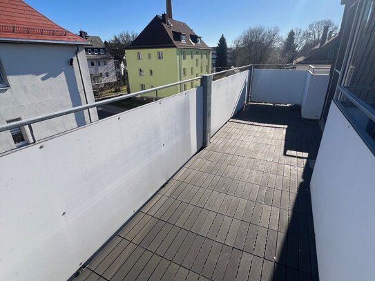 Auf diese Wohnung haben Sie gewartet - Erstbezug Dachgeschoss mit großem Balkon und 2 Monate Kaltmietfreiheit!