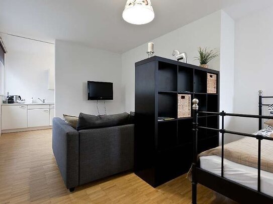 Neu renovierte 1 ZIMMER Wohnung