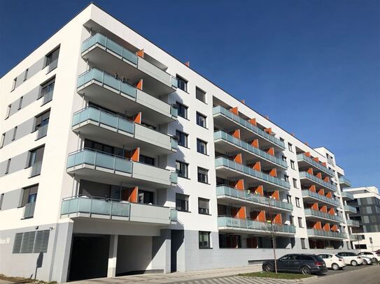 Schöne 4-Zimmerwohnung in Böblingen, 3. OG mit 2 Balkonen, 1 Abstellraum, inkl. 2 TG-Stellplätzen