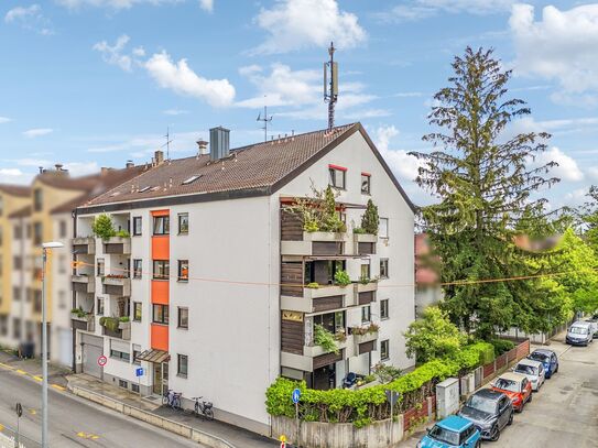 Bezugsfrei! Charmante 3-Zi.-Whg mit großem Hobbyspeicher und großzügigem Südbalkon in München - Laim