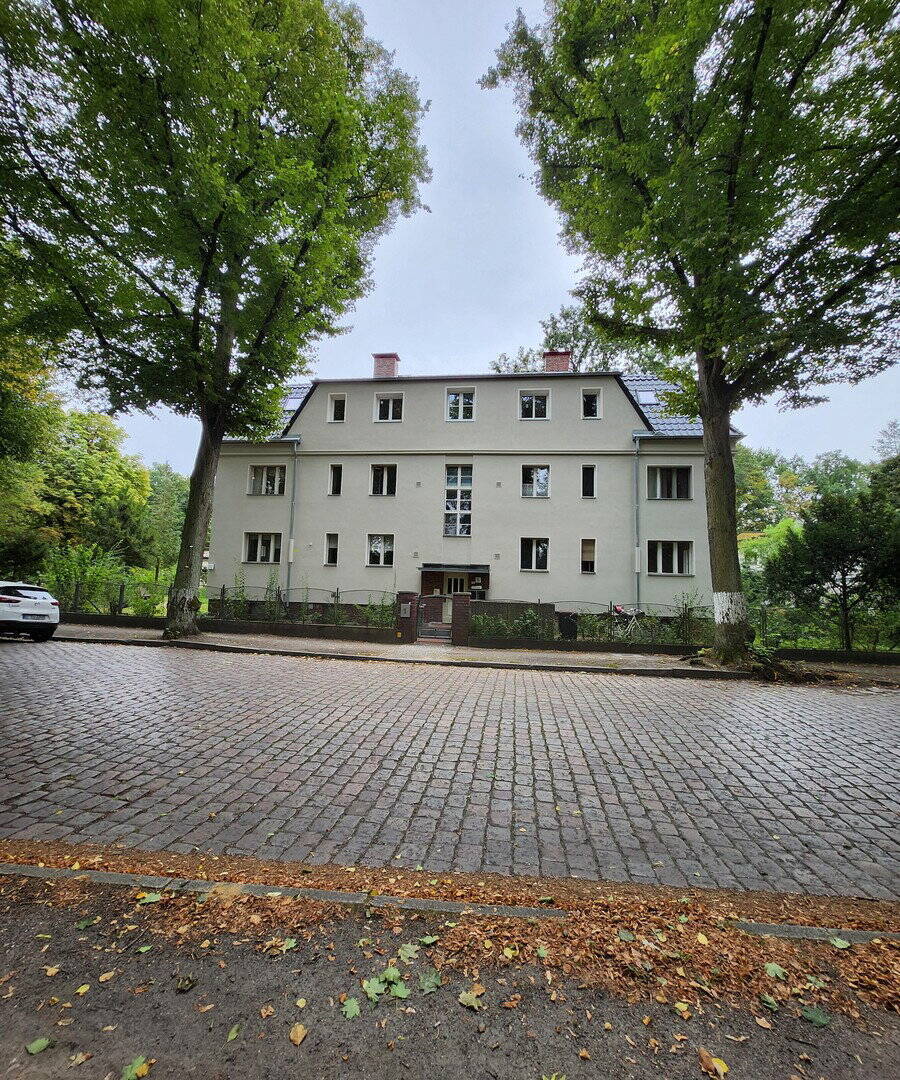 Schöne neu errichtete 3 bis 4 Zimmer-Dachgeschosswohnung mit geh. Innenausstattung und Dachterrasse - Foto 1