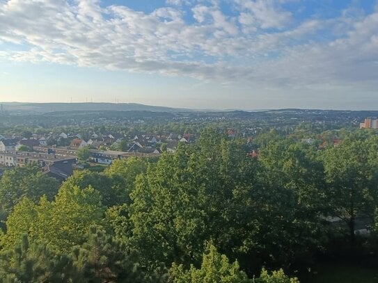 Exklusive 3-Zimmer Wohnung mit Traumausblick, Tageslichtbad und Loggia