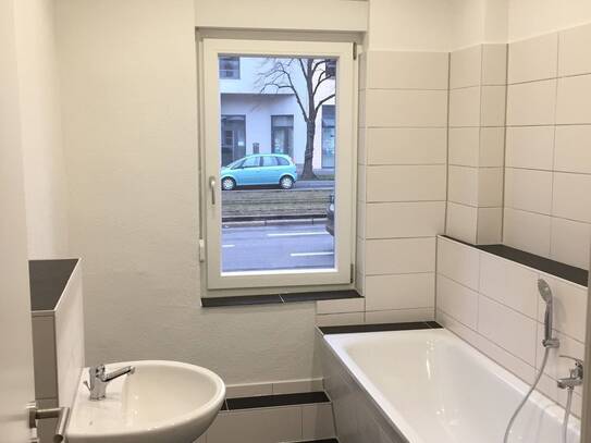 2 -Raum-Wohnung mit Einbauküche, Wanne WE 1 / Ab 01.04.2025