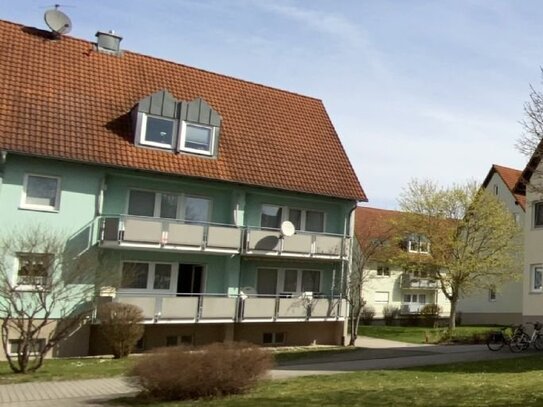 Schöne 2-Zimmer-Wohnung mit Süd-Balkon in gepflegter Wohnanlage !