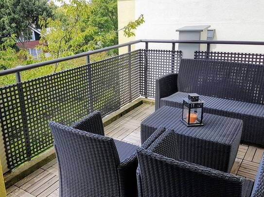 helle 2-Zimmer-Wohnung mit Balkon und eigenem Tiefgaragenstellplatz