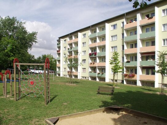 Weida: 2-Raum-Wohnung mit Balkon