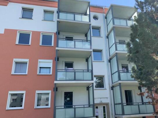 3-Raum-Wohnung mit Balkon im Stadtzentrum