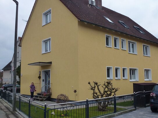 5 Zimmerwohnung mit Balkon und Garage mit Stellplatz - frei ab 01.01.2025