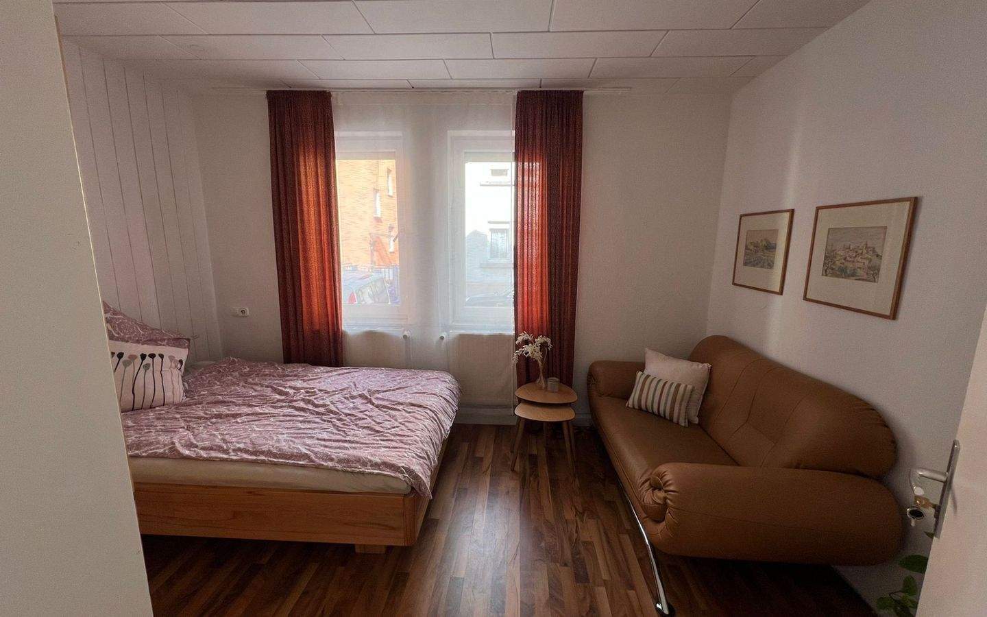 WG-Zimmer mit TV, Internet, Gästeküche, Teilung Bad/Wc, Waschmaschine