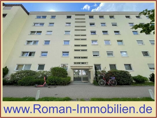 Gepflegte 4-Zimmer-Wohnung mit großer Loggia, Aufzug und Stellplatz in Nürnberg-Mögeldorf!