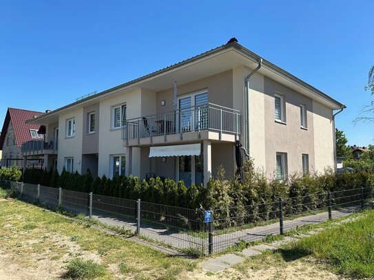 Moderne Neubau-Stadtvilla mit 4 Wohneinheiten in Hoppegarten zur Kapitalanlage