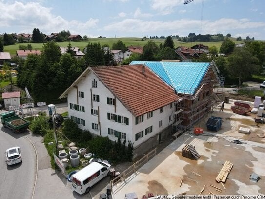 Charmantes Bauernhaus mit Wertschöpfungspotenzial in markanter Lage von Oy-Mittelberg!