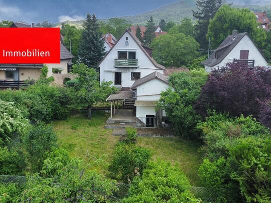 charmantes Einfamilienhaus mit großem Garten