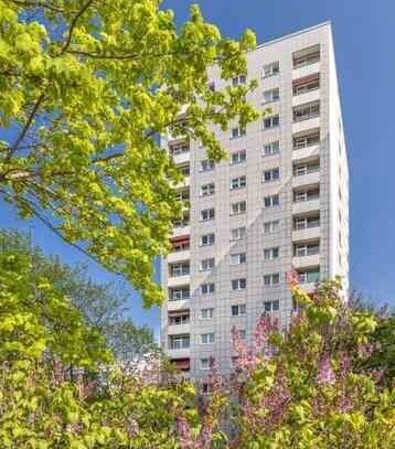 Schöne, bezugsfertige Wohnung mit Südbalkon sofort anmietbar!