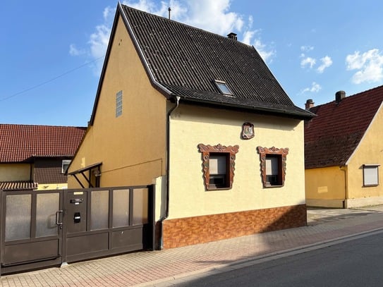 Immobilienpaket! - Zwei ältere Häuser auf ca. 1.035 m² Grundstück in Altlußheim