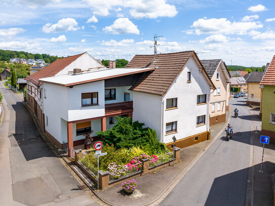 Großzügiges Einfamilienhaus mit Scheune in Hungen-Nonnenroth!