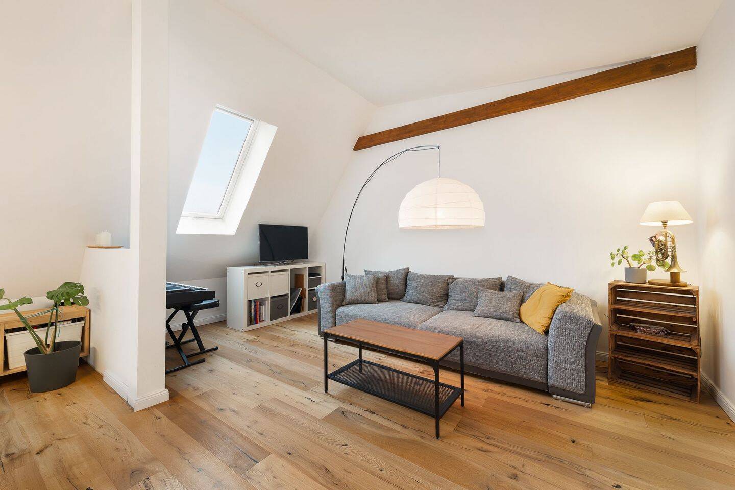 Helle 3-Zimmer-Dachgeschosswohnung in Köpenick *unmöbliert* - Foto 1