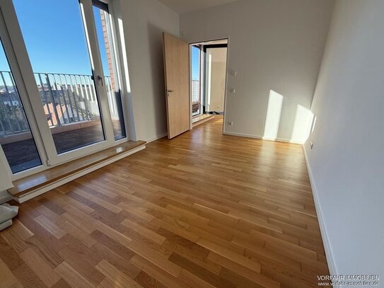 Topmoderne, barrierefreie 2-R-Wohnung mit Fahrstuhl