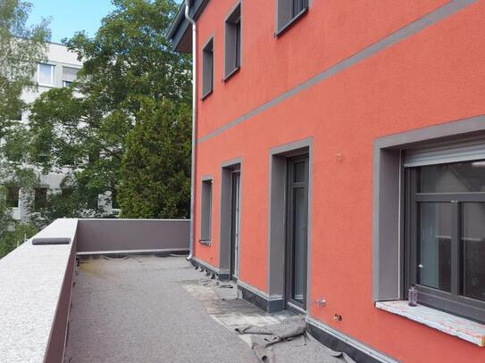 Energieeffizentes Wohnen in einem Rückgebäude in Neubauqualität 4,5 Zi-Maisonette-Whg.mit großer Dachterrasse