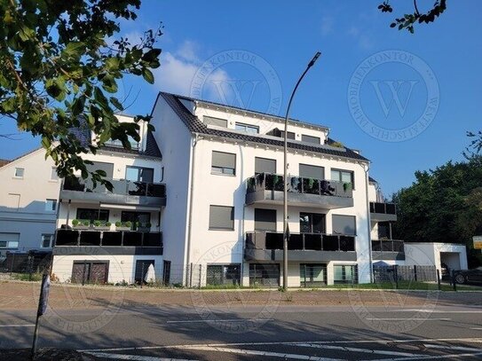 Neubau von 2023 ! Bildschöne, helle Wohnung mit Balkon, Fußbodenheizung und Aufzug.