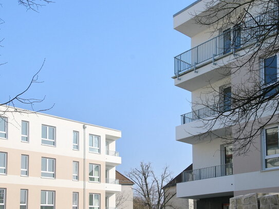 Albert-Schweitzer-Höfe - 2 Zimmer mit EBK, Balkon und Duschbad