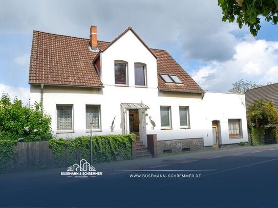 Einfamilienhaus mit 7 Zimmern auf ca. 209 m² in begehrter Lage in Misburg und großzügigem Grundstück