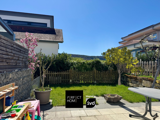 ++6-Zimmer Haus mit Platz zum Leben und Arbeiten! Inklusive Garten und Heuchelbergblick!++
