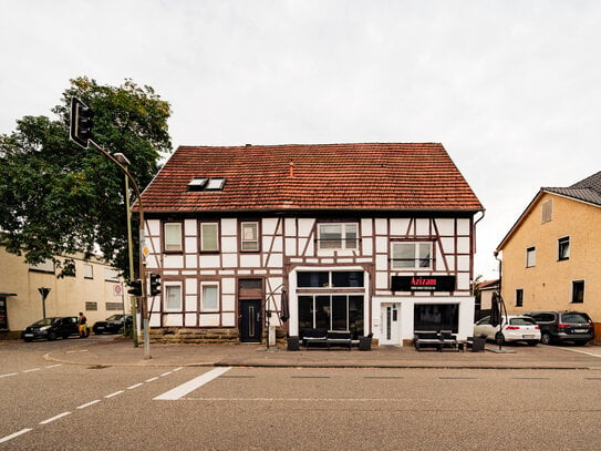 Attraktives 3- Familienhaus mit Ausbaupotenzial der Bühne und renditestarkem Gaststättengewerbe