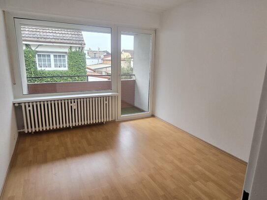 Schöne 2 Zimmer Wohnung mit Balkon in der Altstadt